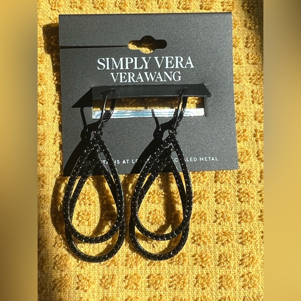 Simply Vera Vera Wang Black Teardrop Earrings,NWT